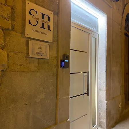 Saint Roger Via San Ruggiero N8 Lägenhet