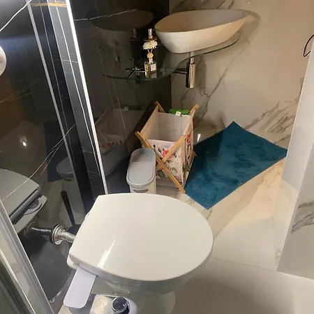 Saint Roger Via San Ruggiero N8 * Μπαρλέτα