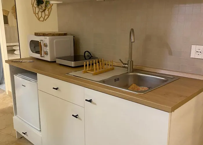 Saint Roger Via San Ruggiero N8